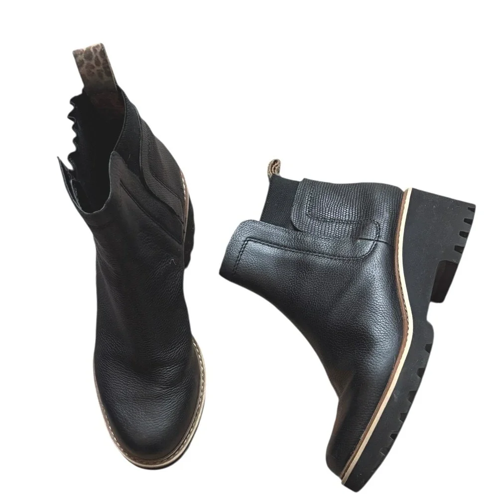 Dolce Vita Huey H2O Water Resistant‎ leather Chelsea Chunky Boots 7.5